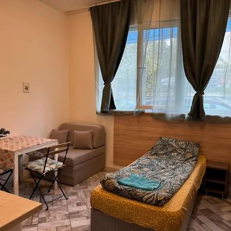 Azure Nest Apartmán Burgas City
